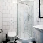 بيت شباب Wratislavia *